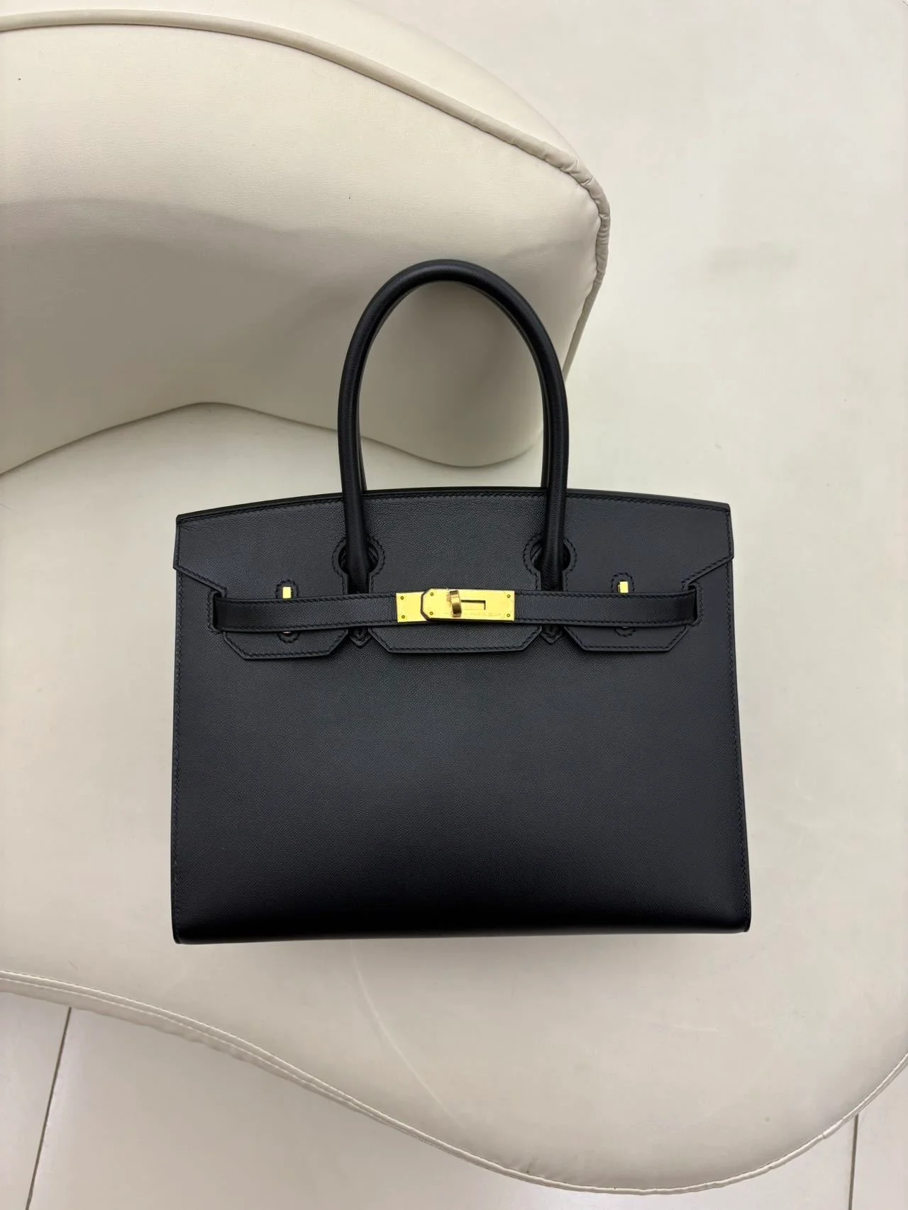 Birkin 30｜ 黑色金扣，Madame皮，Y 刻，未使用保存品