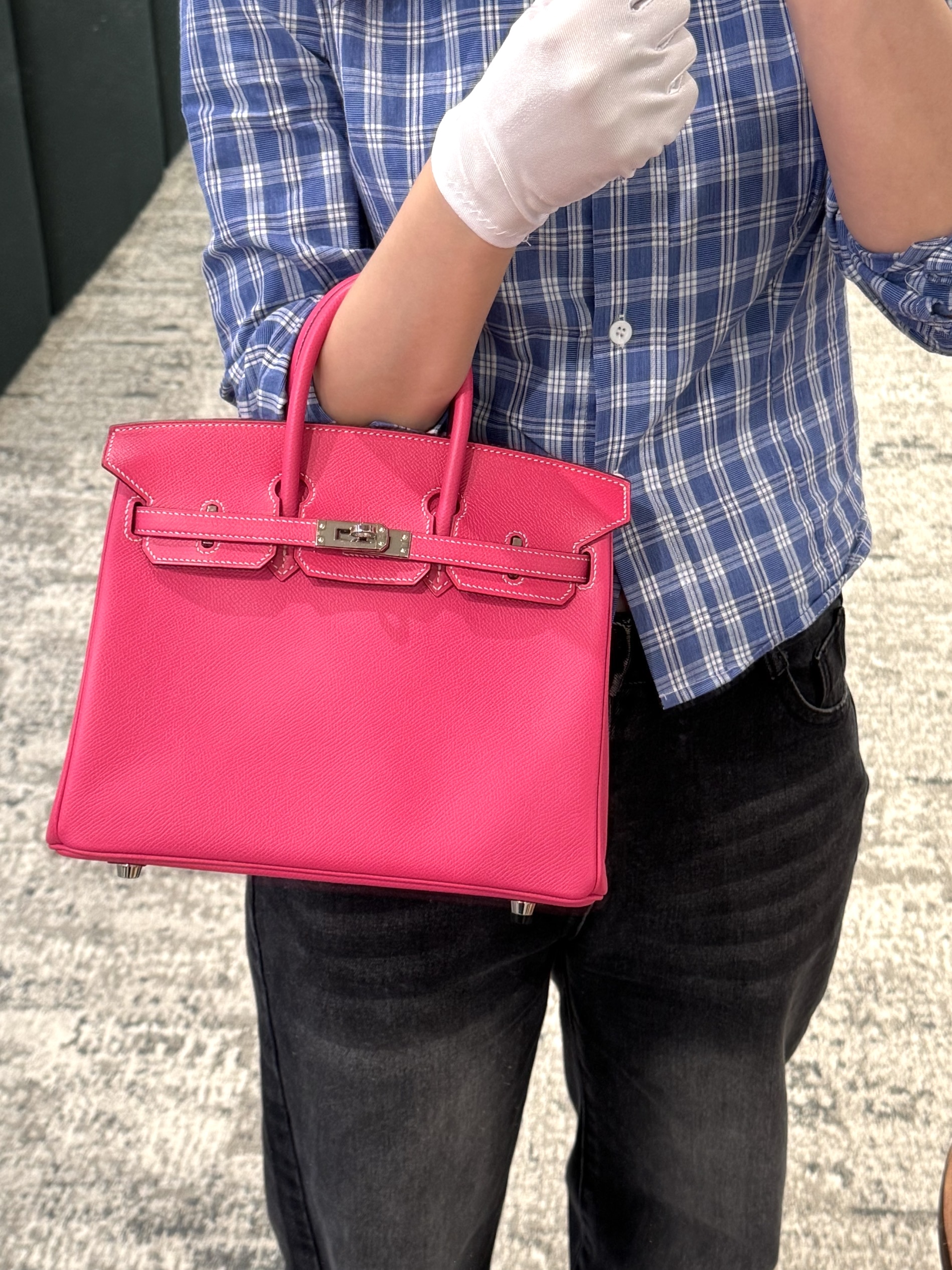 https://img.ginzaxiaoma.com/images/20250910/06d3ea2851601ebb9236c64c61646286.jpg