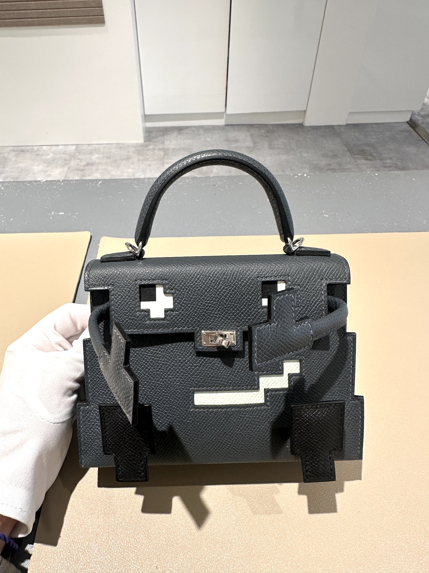 ランク N 新品 HERMÈS エルメス 限定品 ケリードール ピクト ヴェール