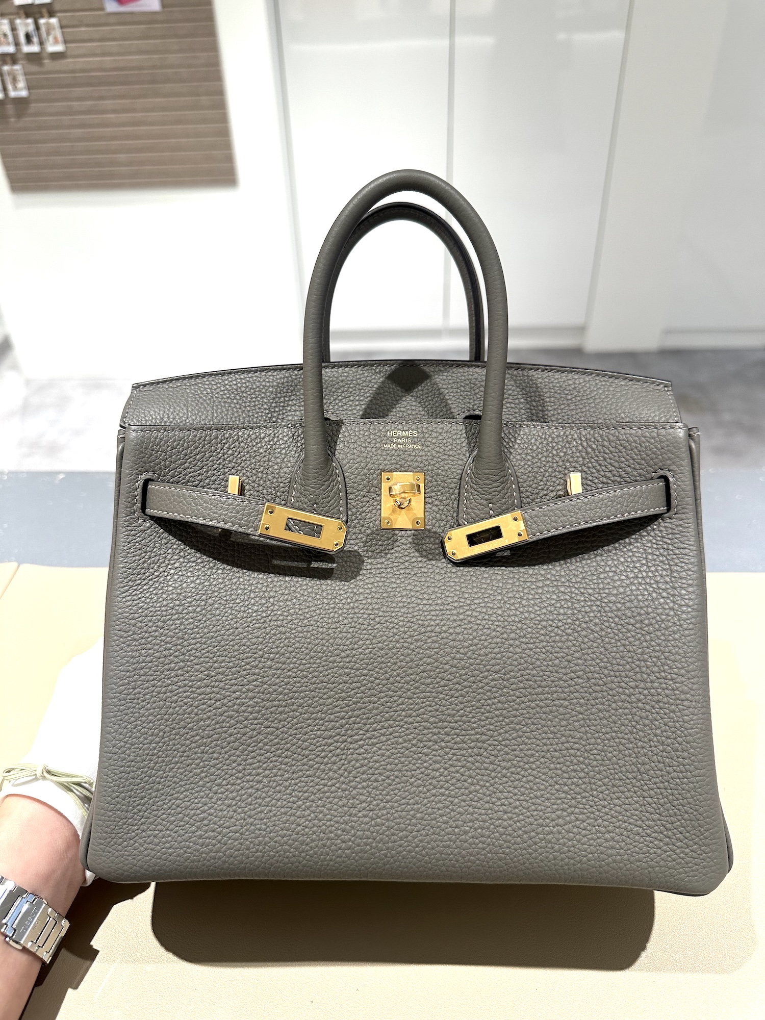 https://img.ginzaxiaoma.com/images/20250911/5feae54dc851edf876c532f05d291583.jpg