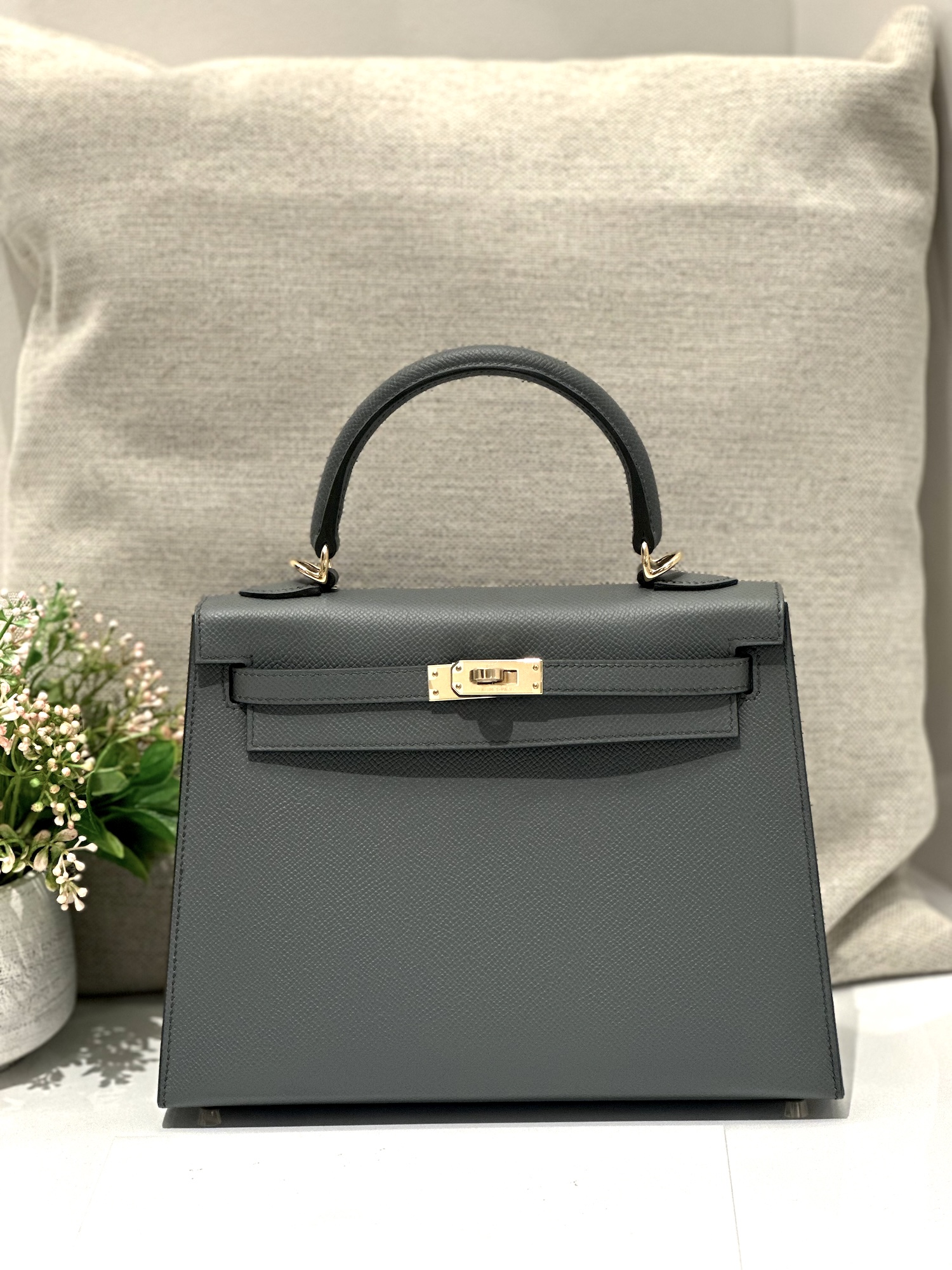 https://img.ginzaxiaoma.com/images/20250917/6f41237b44c464aa39de7446bdc0d123.jpg