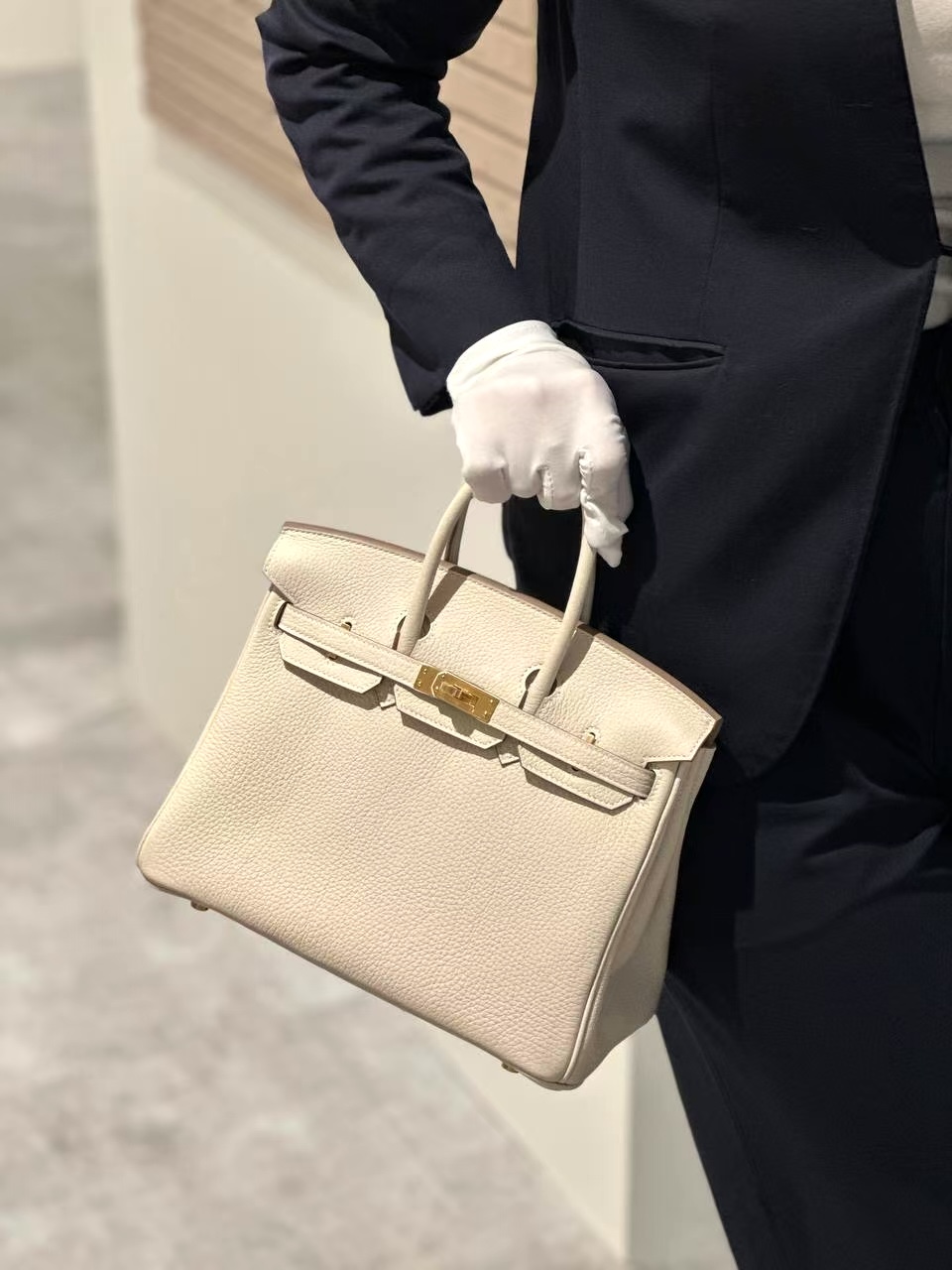 https://img.ginzaxiaoma.com/images/20250917/86ef30847db40a24f9cec25221b6204a.jpg
