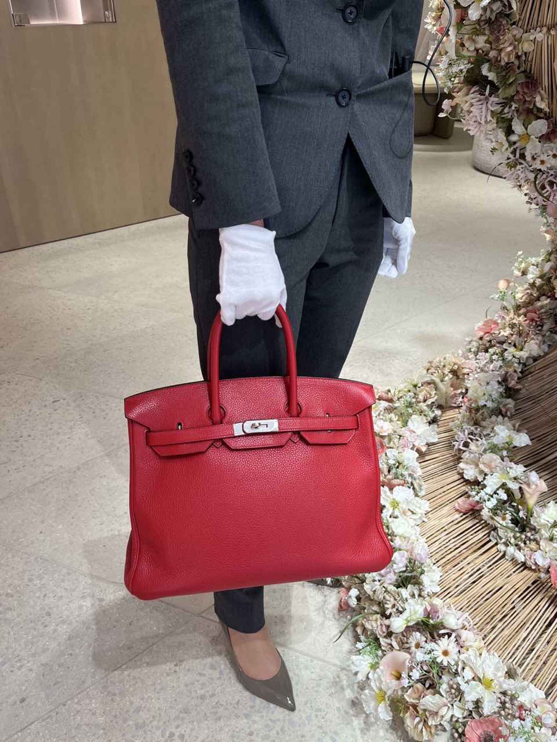 https://img.ginzaxiaoma.com/images/20250919/ba3487e4ac6904a37eaaeb95b27653f7.jpg