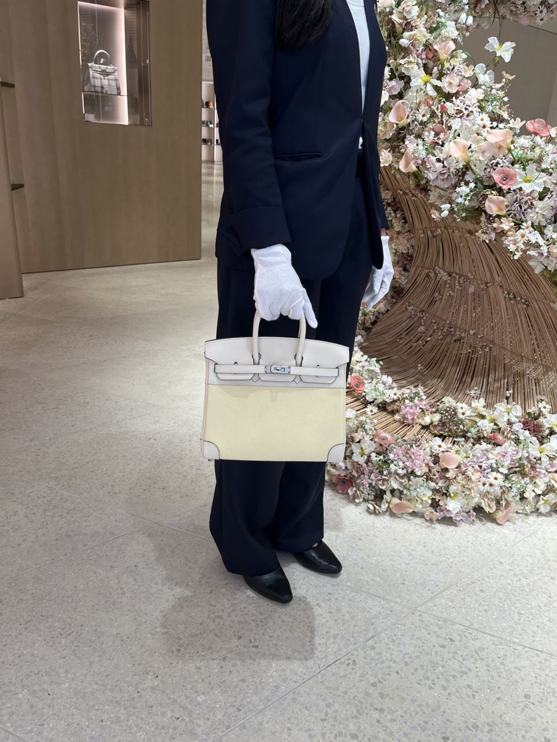https://img.ginzaxiaoma.com/images/20250924/d30afb6a95ecae53defac5d152abd2d4.jpg