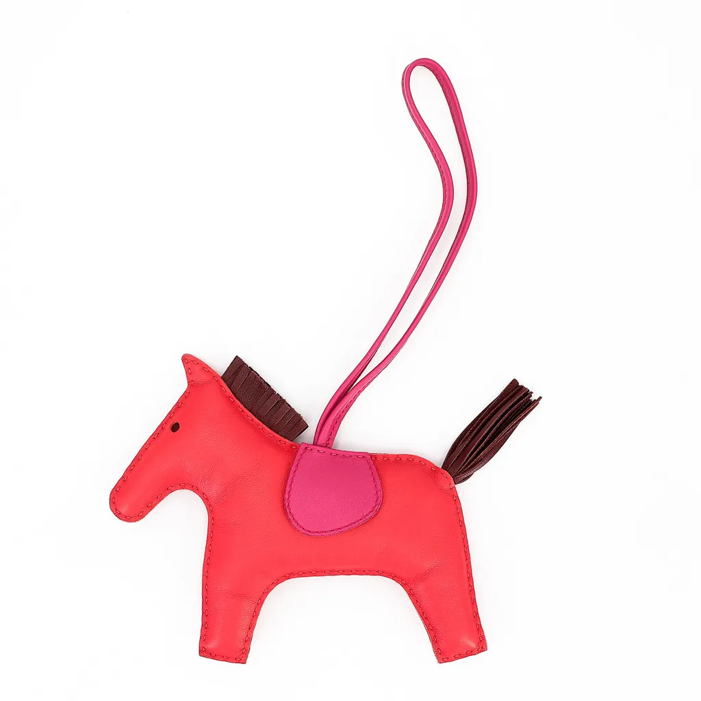Rodeo GM Rouge H (55) Rose Shocking (5R) Rose Jaipur (T5)