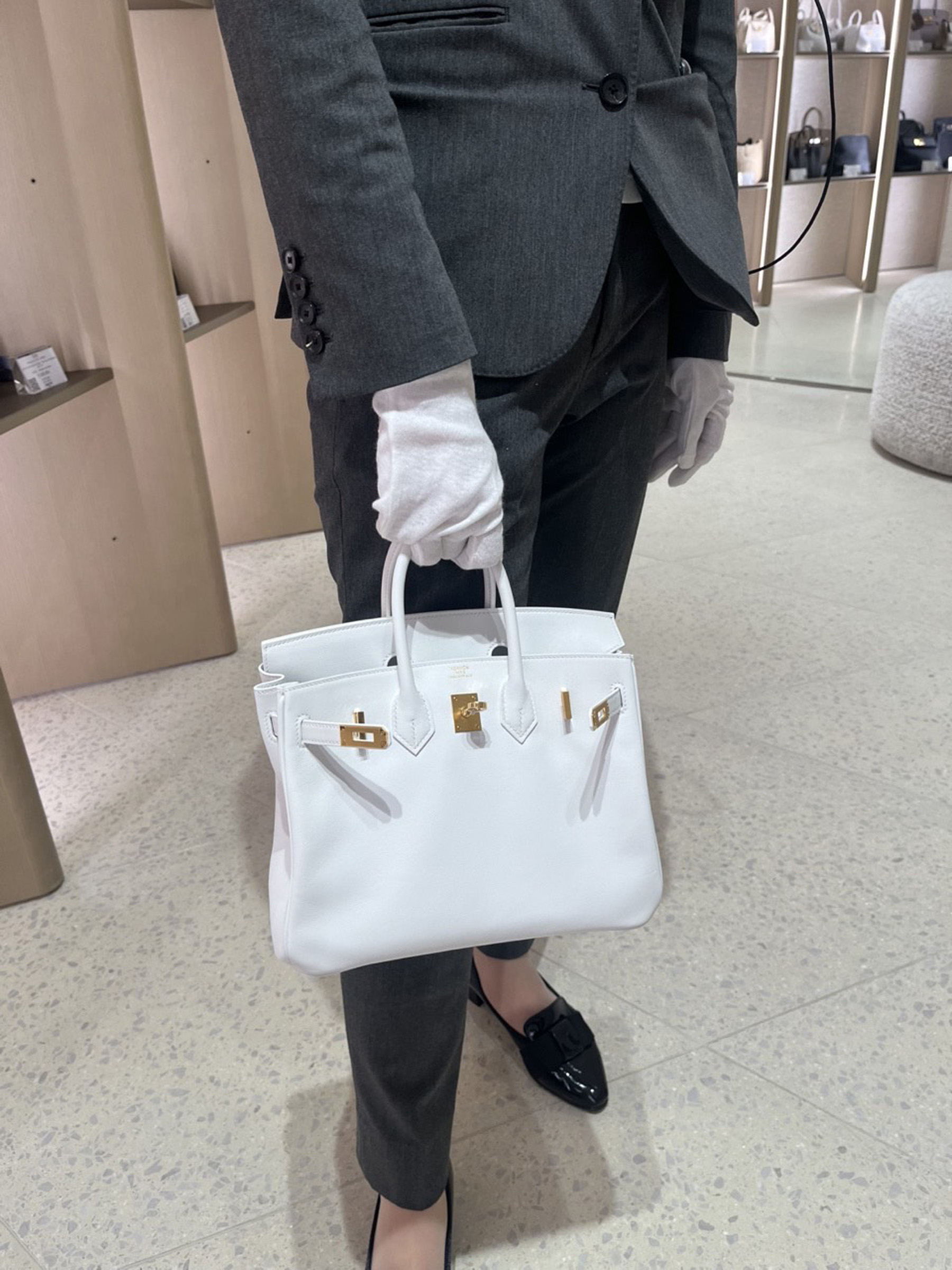https://img.ginzaxiaoma.com/images/20251003/38d661e3bc4c1d43707e088e0adedbec.jpg