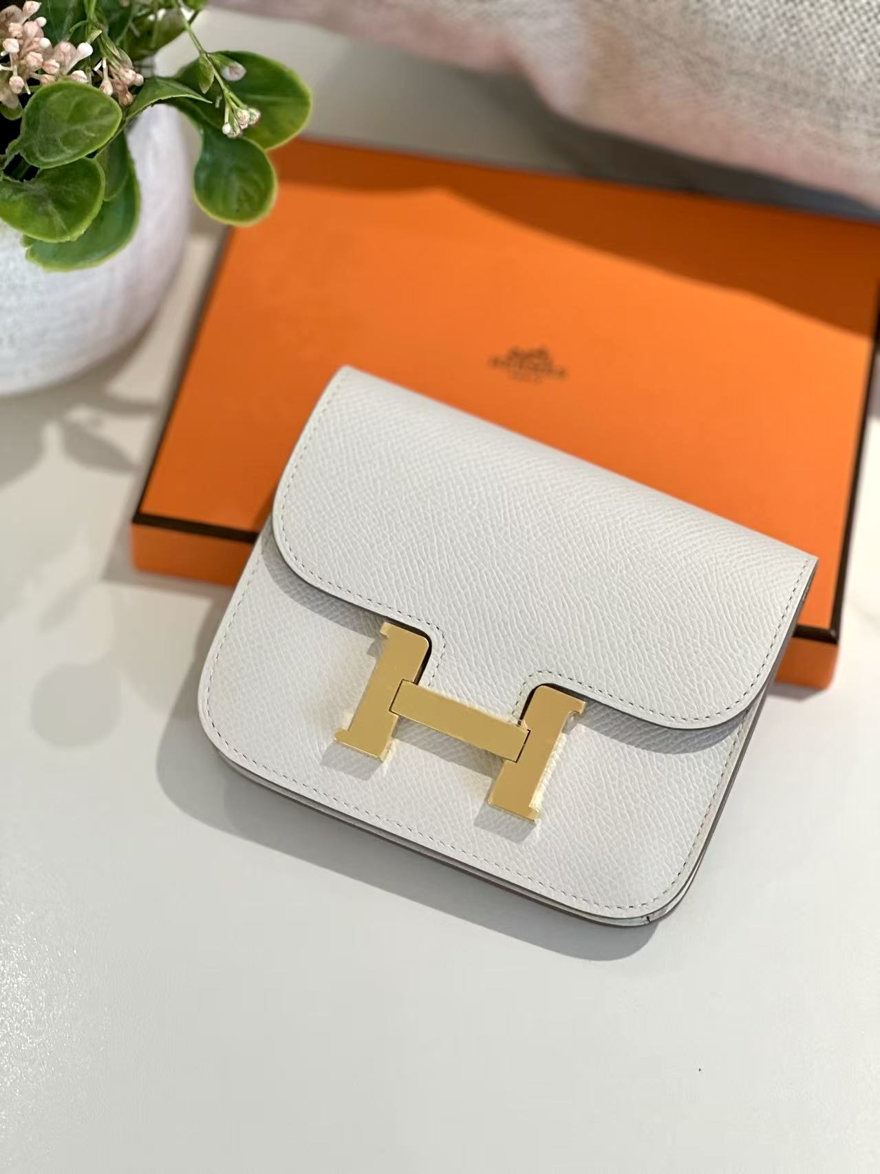 https://img.ginzaxiaoma.com/images/20251006/a9dffe074336a48aacbf52553e74467e.jpg