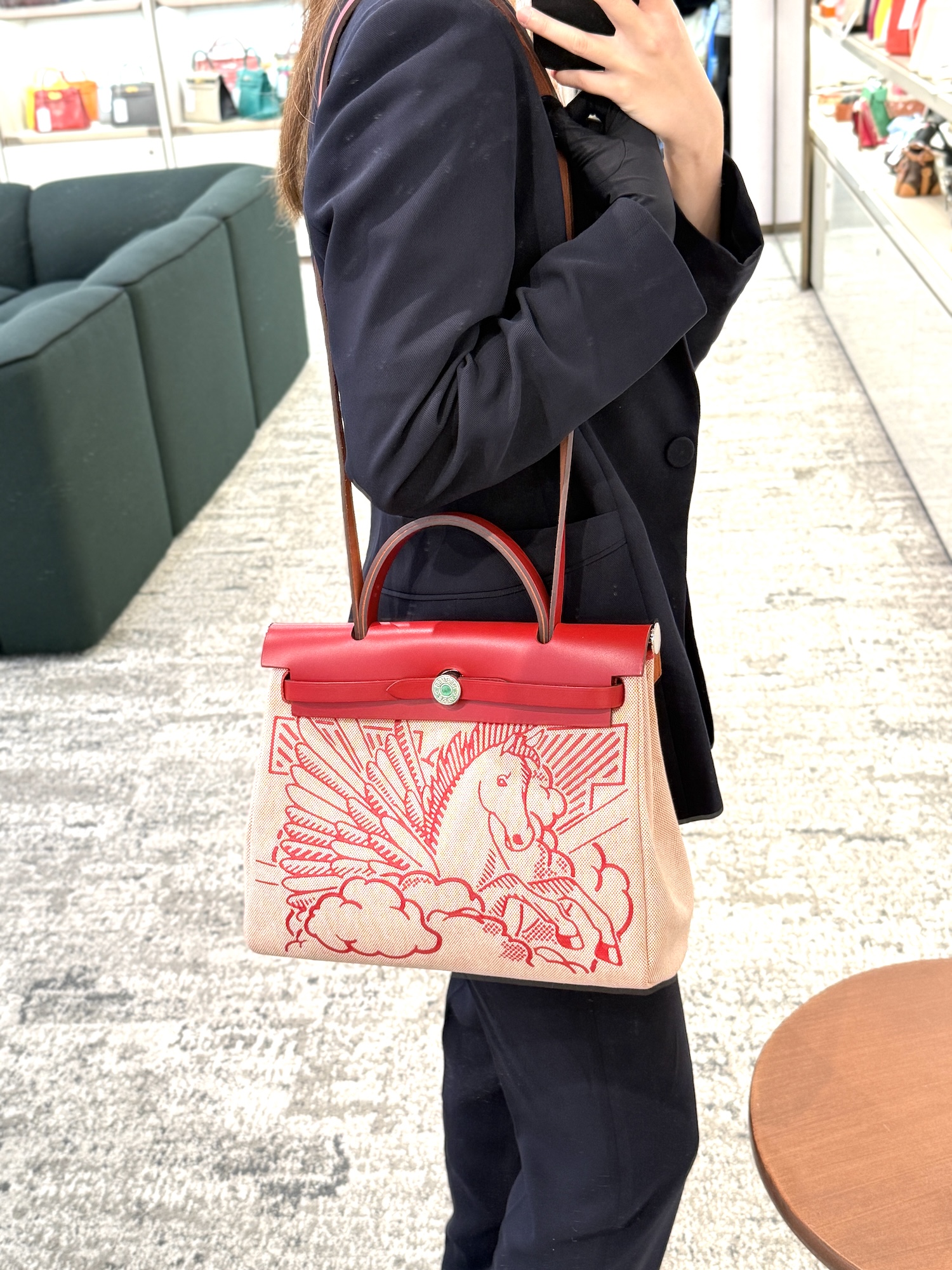 https://img.ginzaxiaoma.com/images/20251014/bc6059491442cce572dabe51292c4df5.jpg