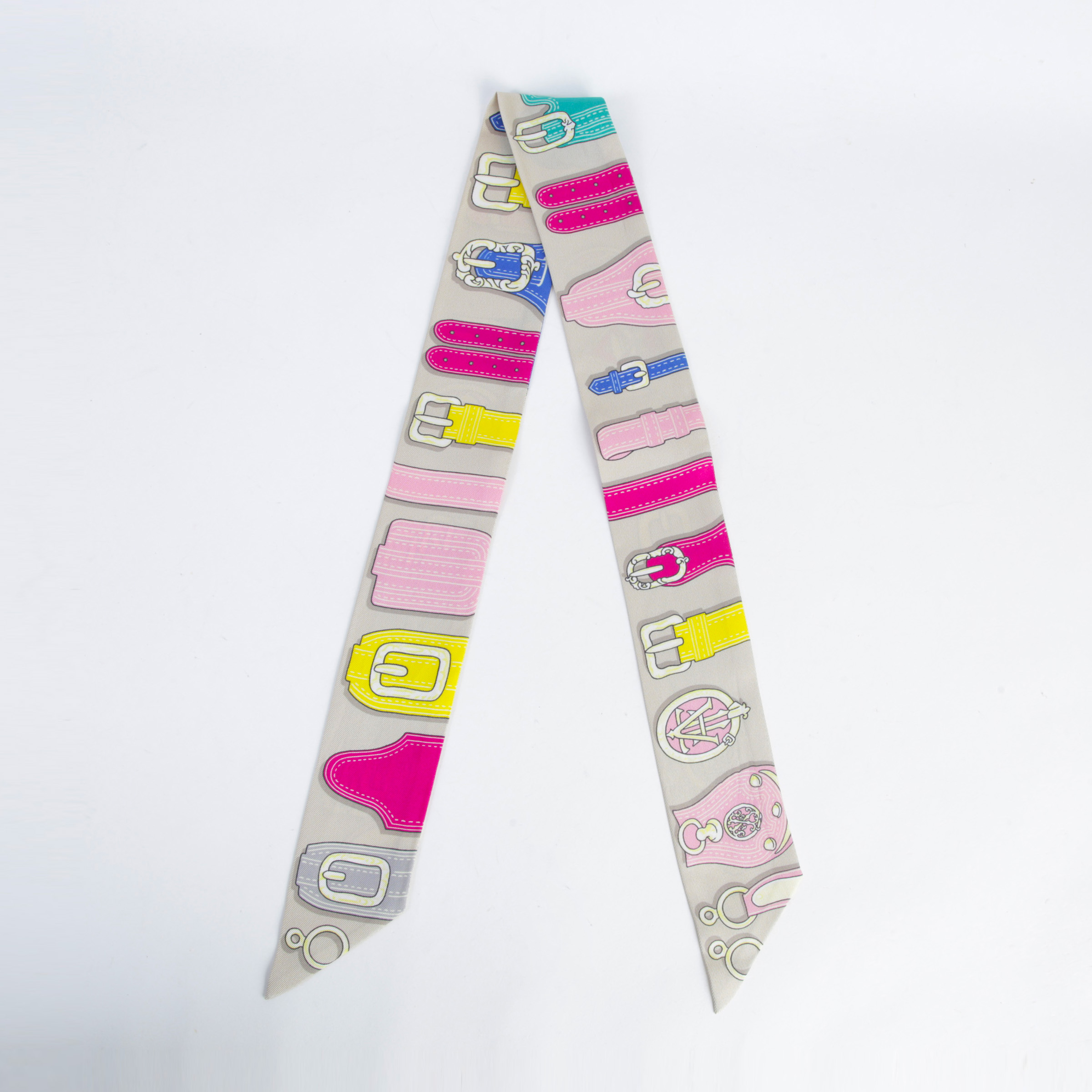 Very Good ( Rank A) HERMÈS Twilly Harnais Des Presidents Multi