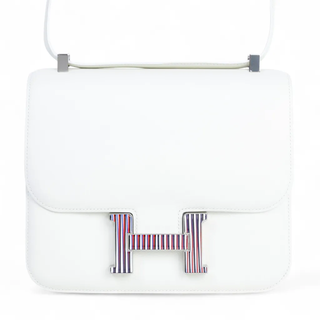 Constance 24 White (01)