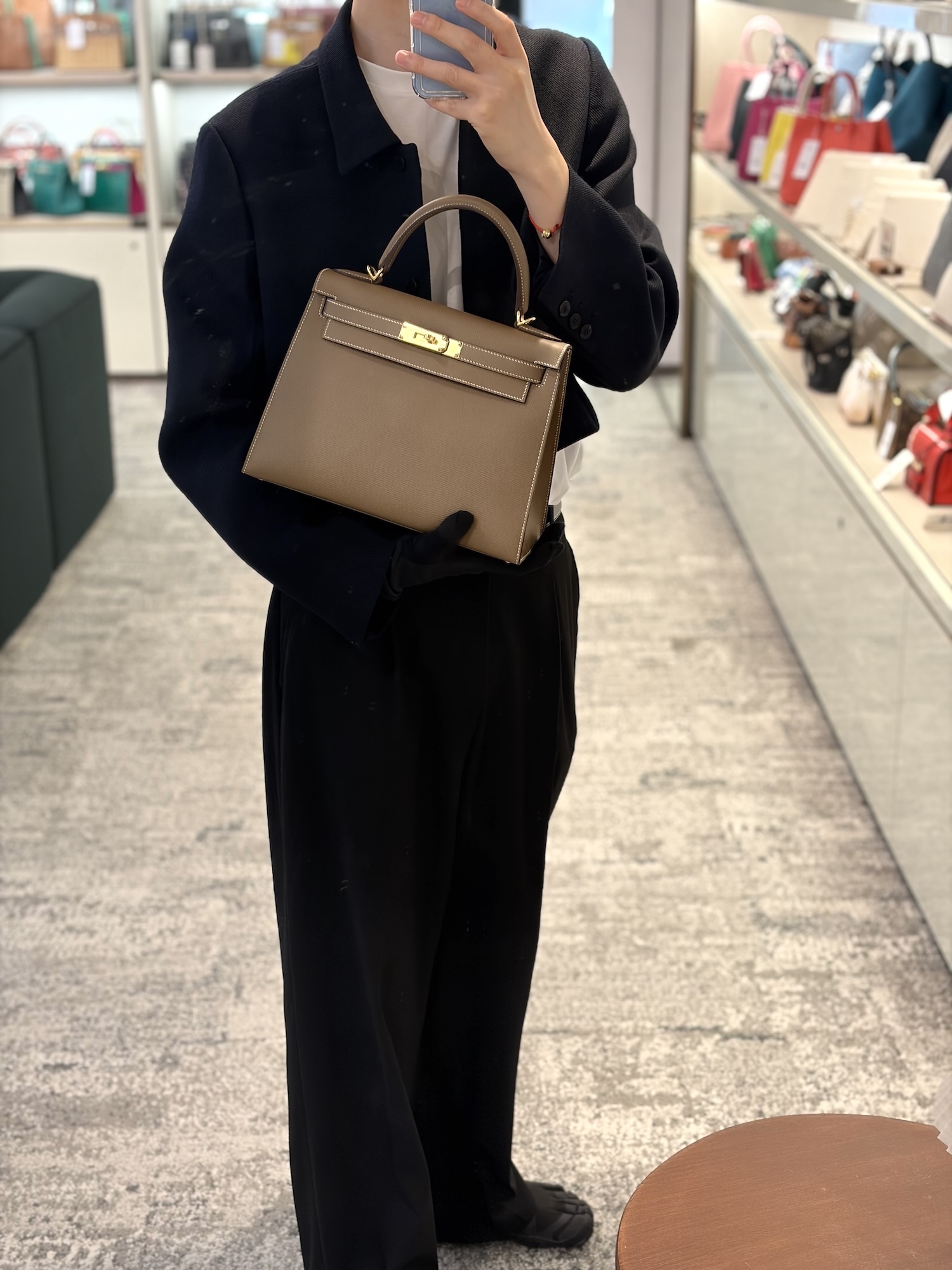 https://img.ginzaxiaoma.com/images/20251017/f4d5a00e3566e09062087595fdcd3220.jpg