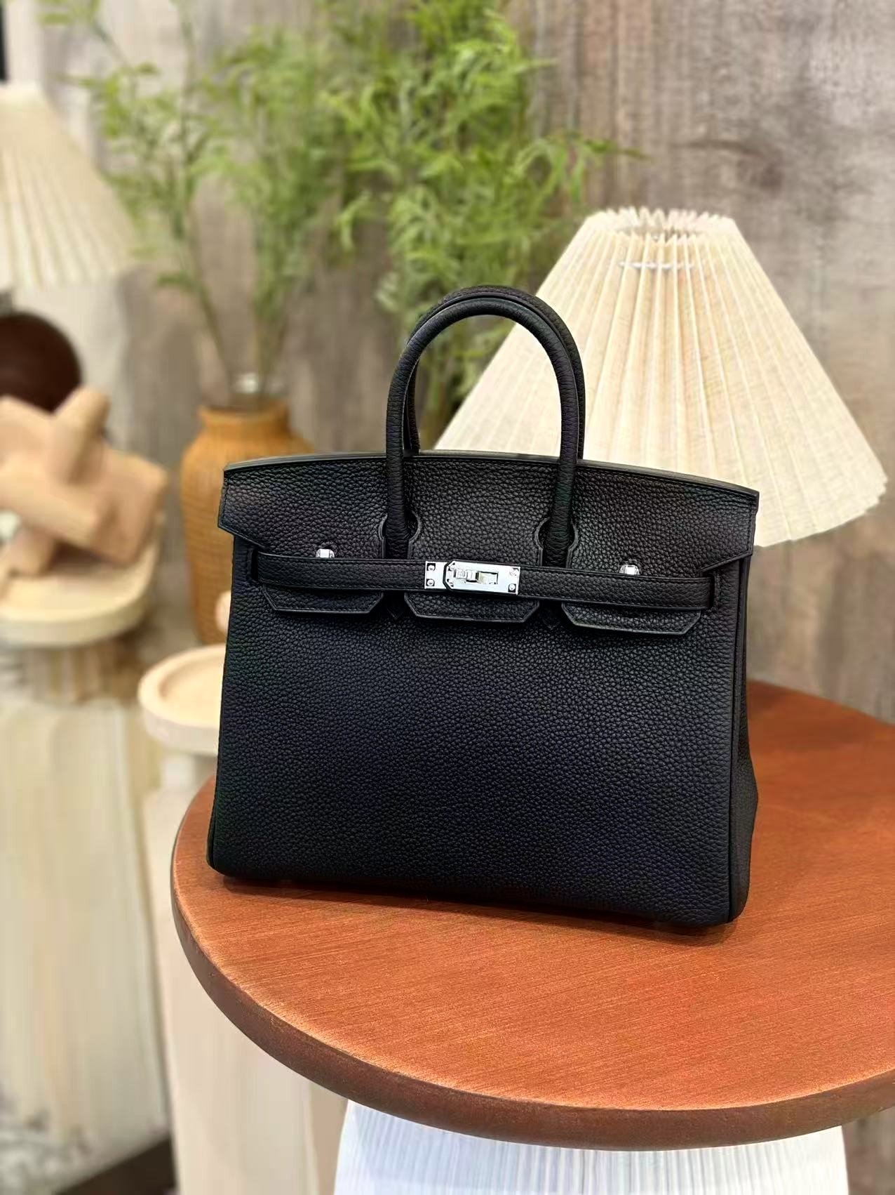 https://img.ginzaxiaoma.com/images/20251020/37bf29abcda993d7fd3a8239ce677674.jpg