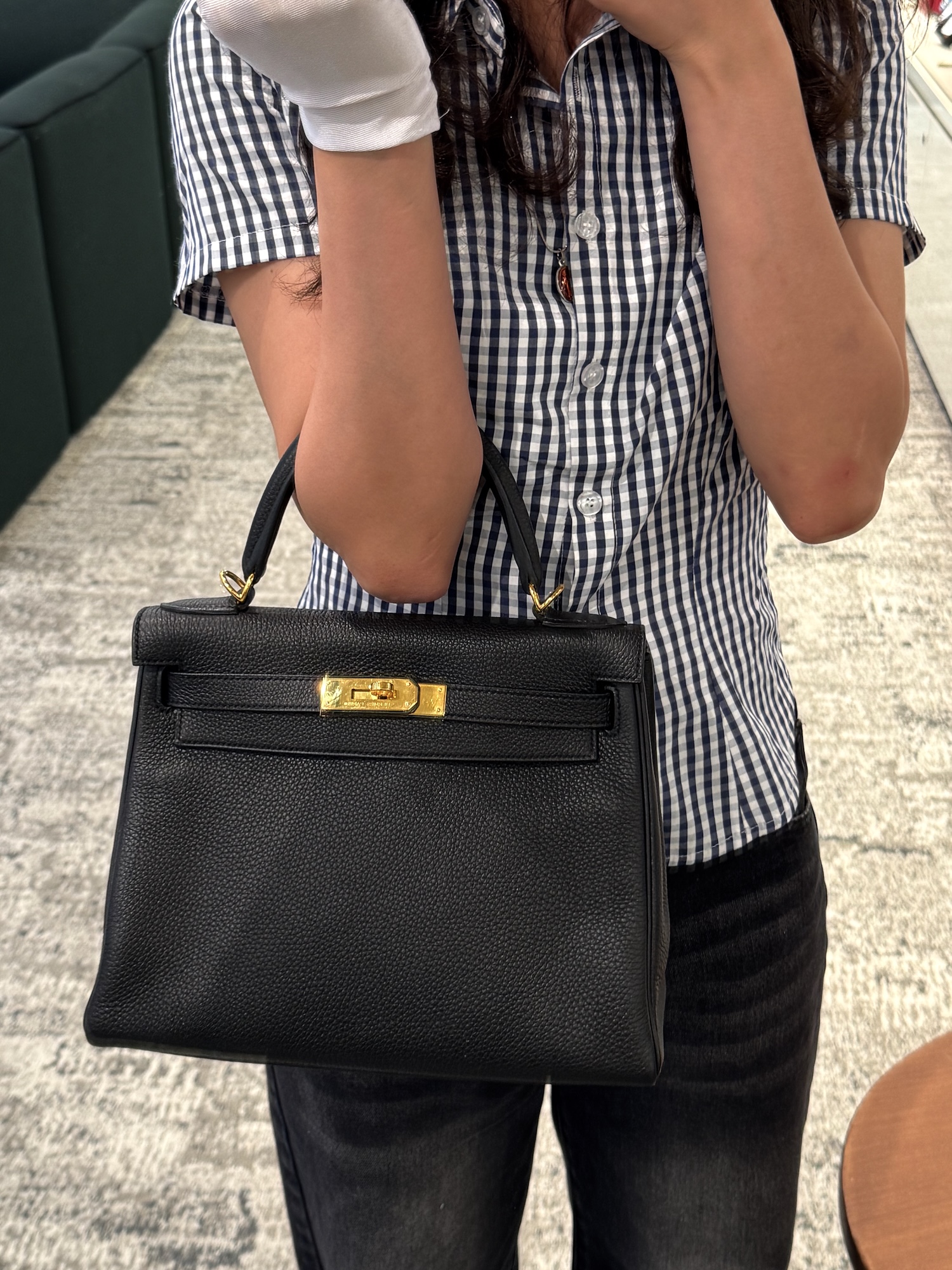https://img.ginzaxiaoma.com/images/20251022/d9c7b16cf0b7a8ab4f5b5dfb79c94878.jpg