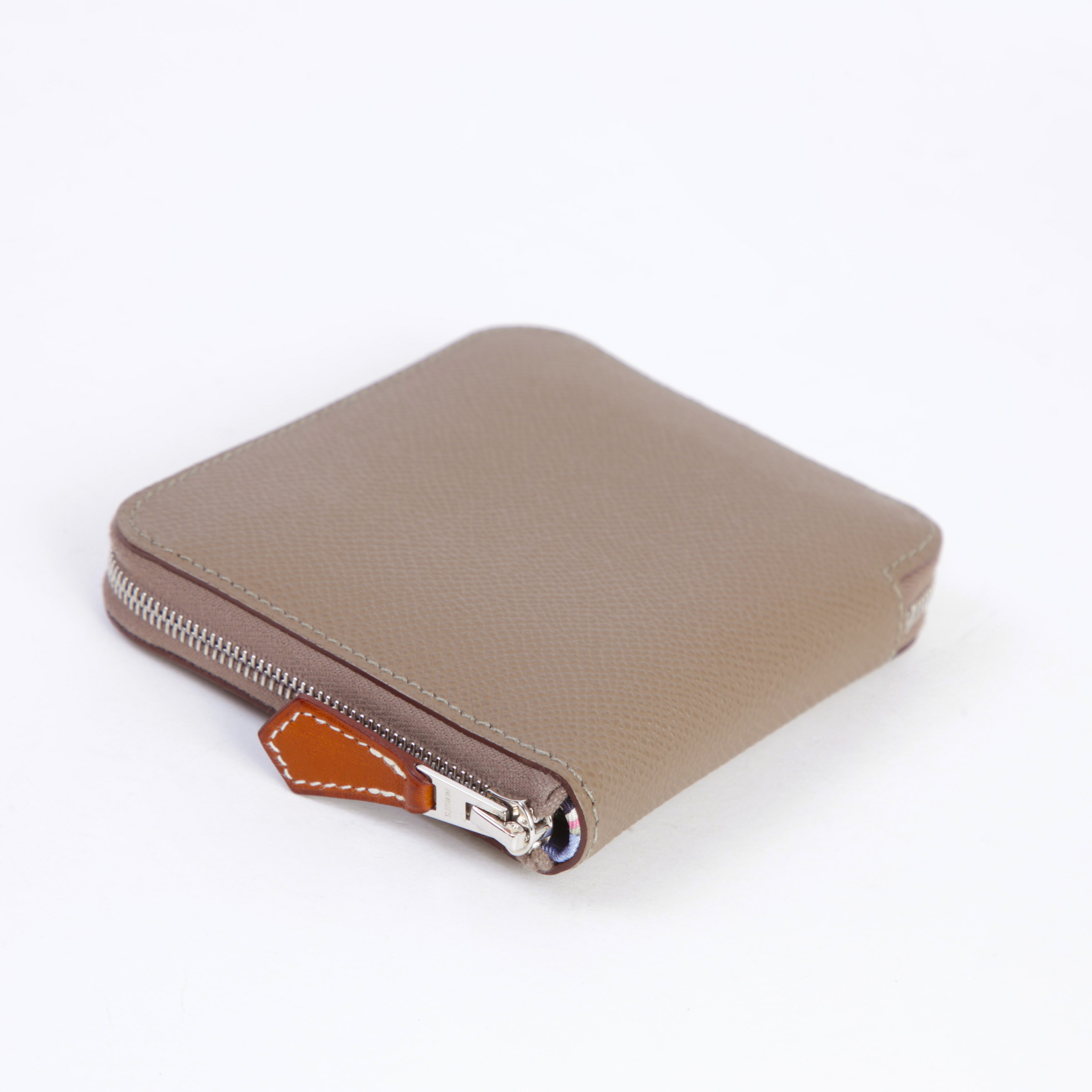 ランク N 新品 HERMÈS エルメス シルクイン コンパクト エトゥープ (18