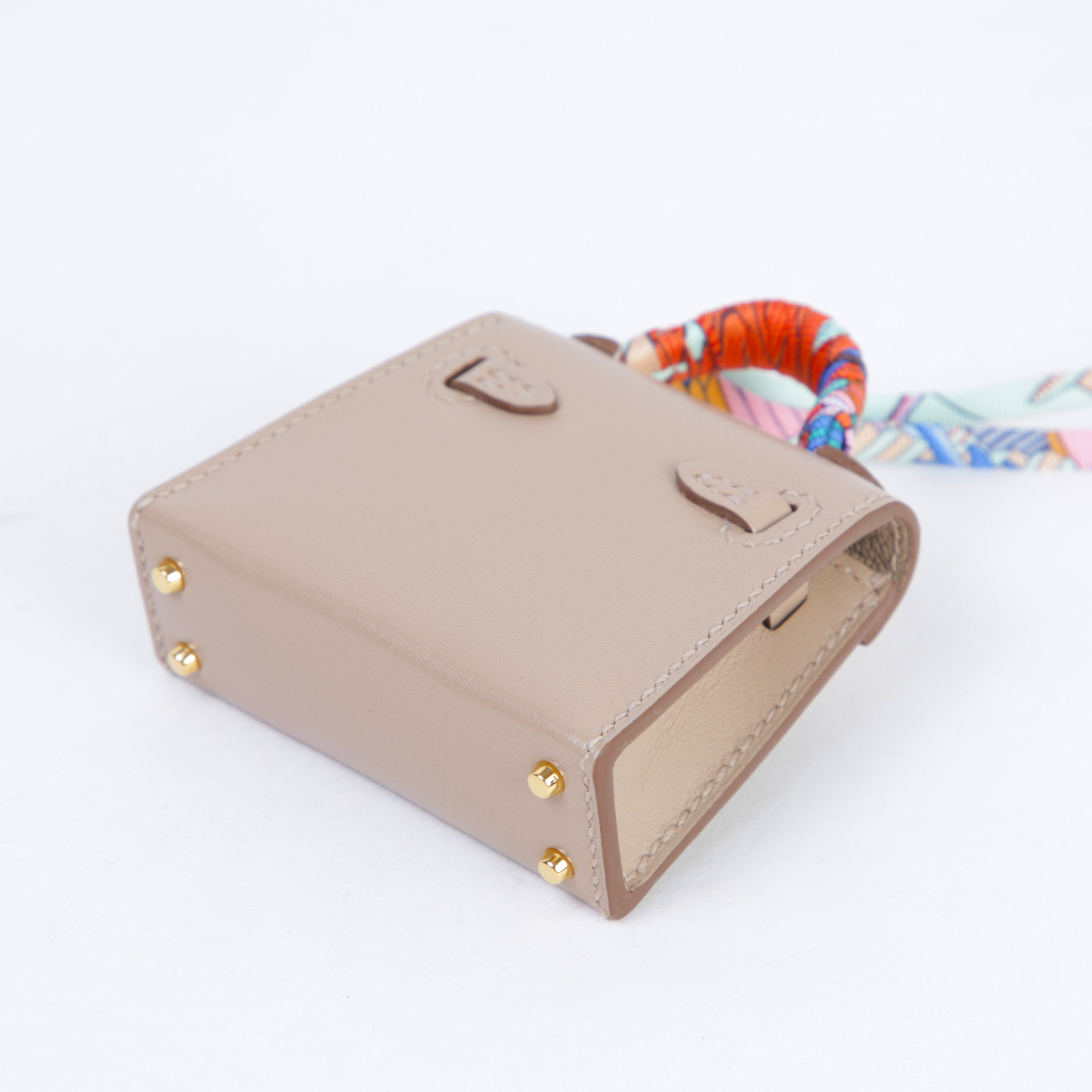 ランク SA HERMÈS エルメス ケリーツイリー ベージュ タデラクト