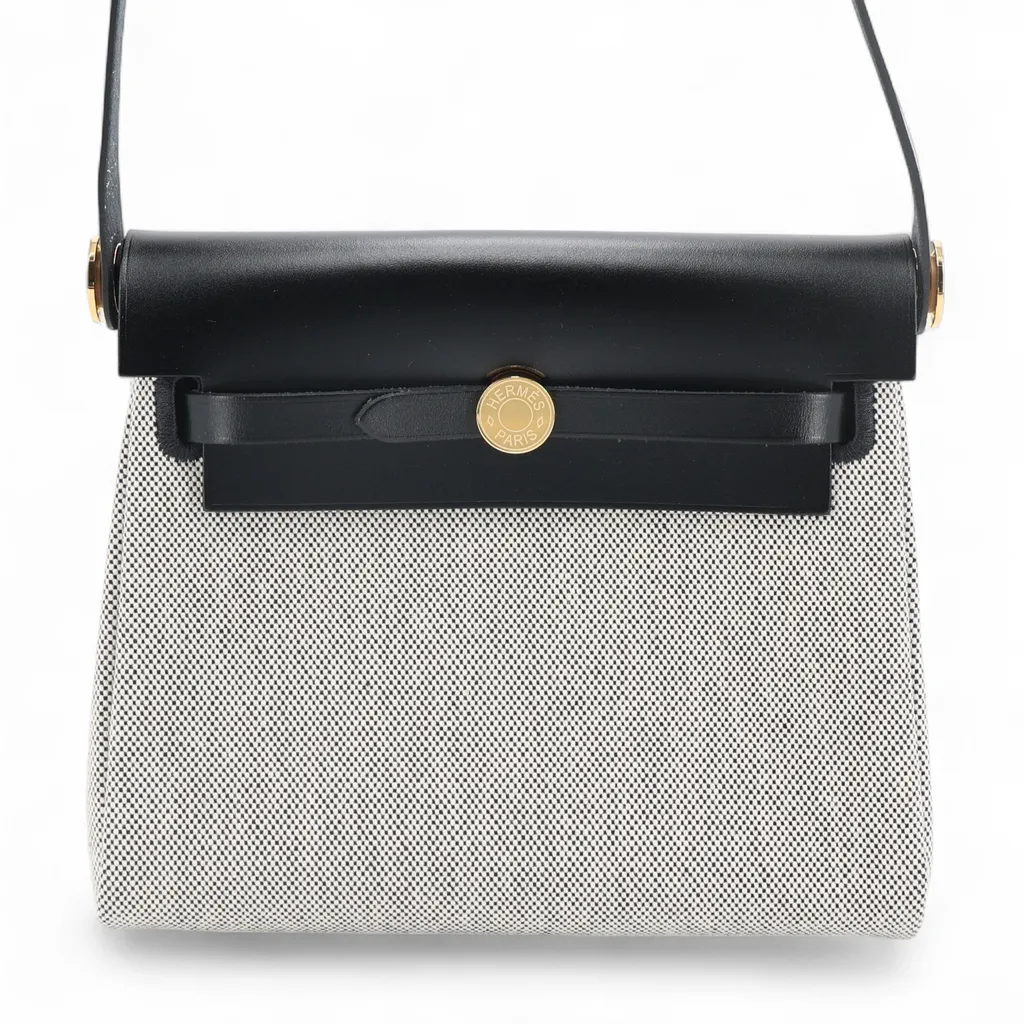 エールバッグジップ ミニ 20 ブラック (89) エクリュ