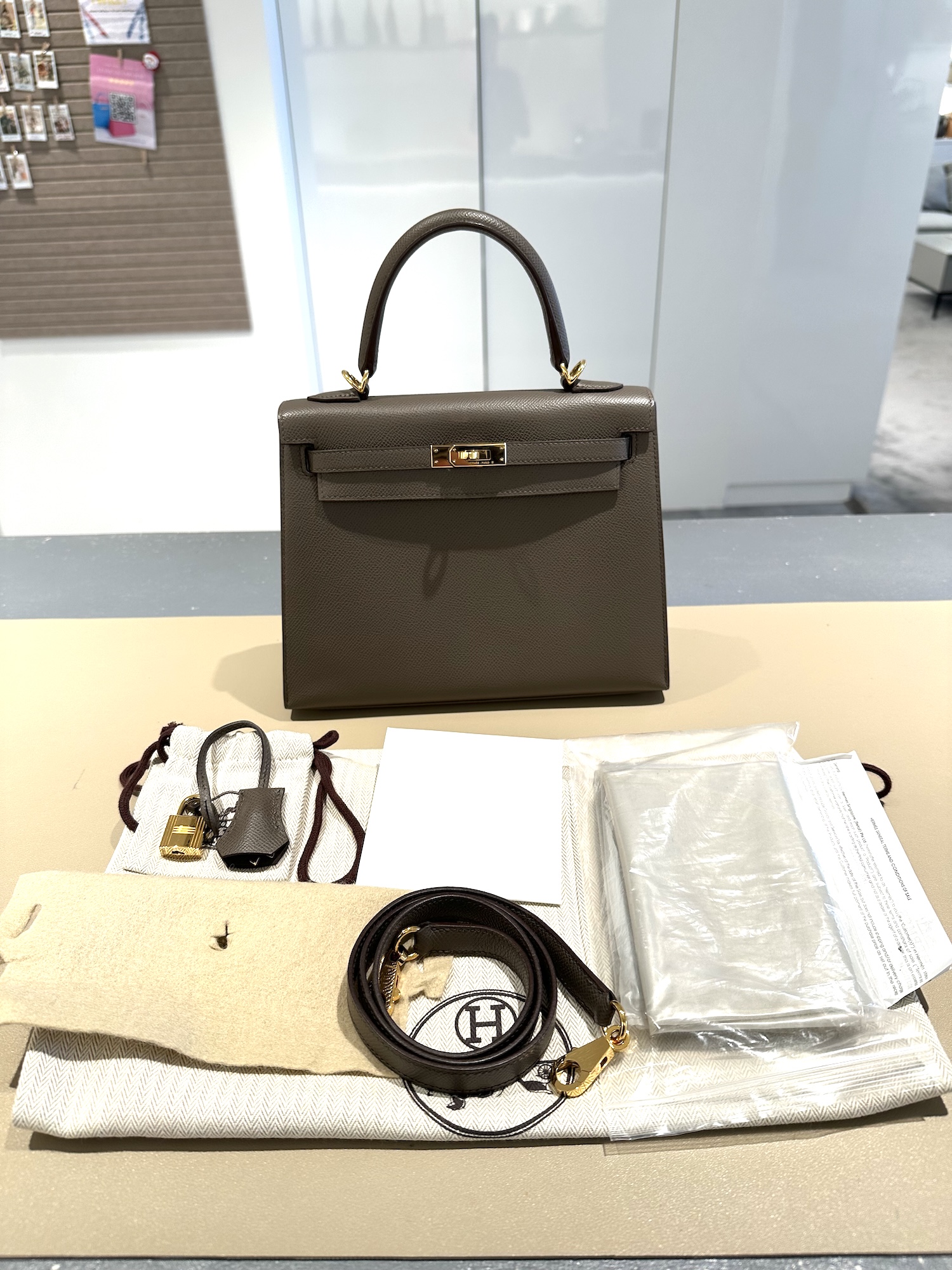 ランク A HERMÈS エルメス ケリー25 セリエ エタン (8F) エプソン
