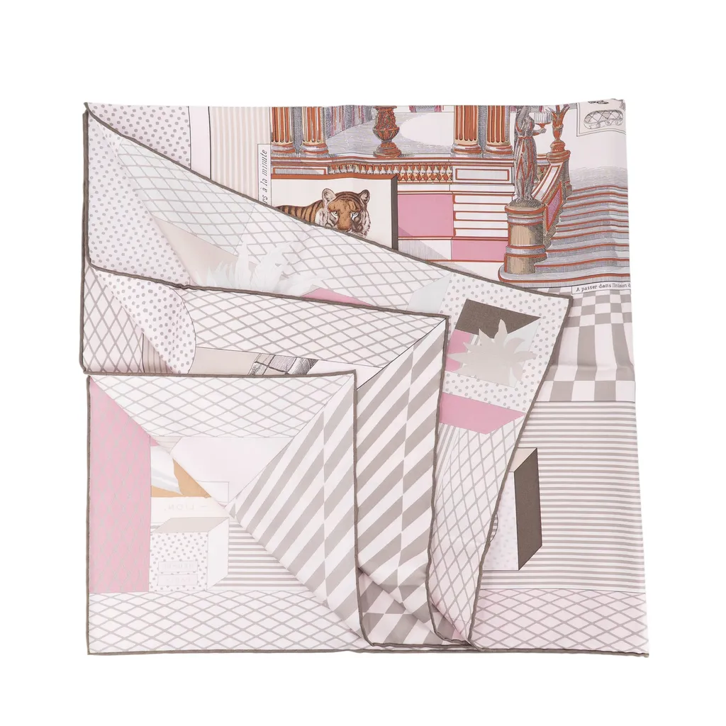 Carre 90 scarf GRAND THEATRE NOUVE Brown Red