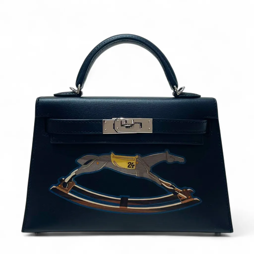 Mini Kelly II cheval de bois Noir (89)