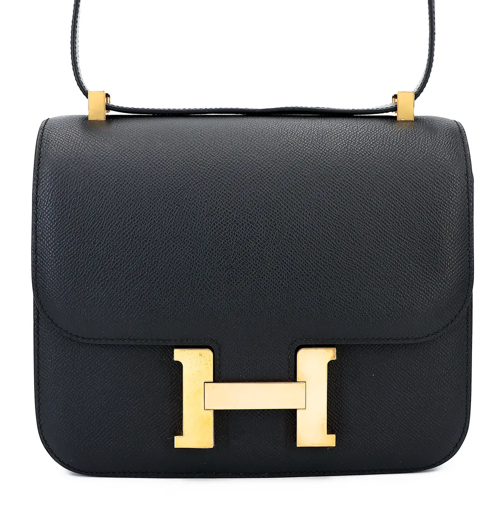 Constance 24 Noir (89)