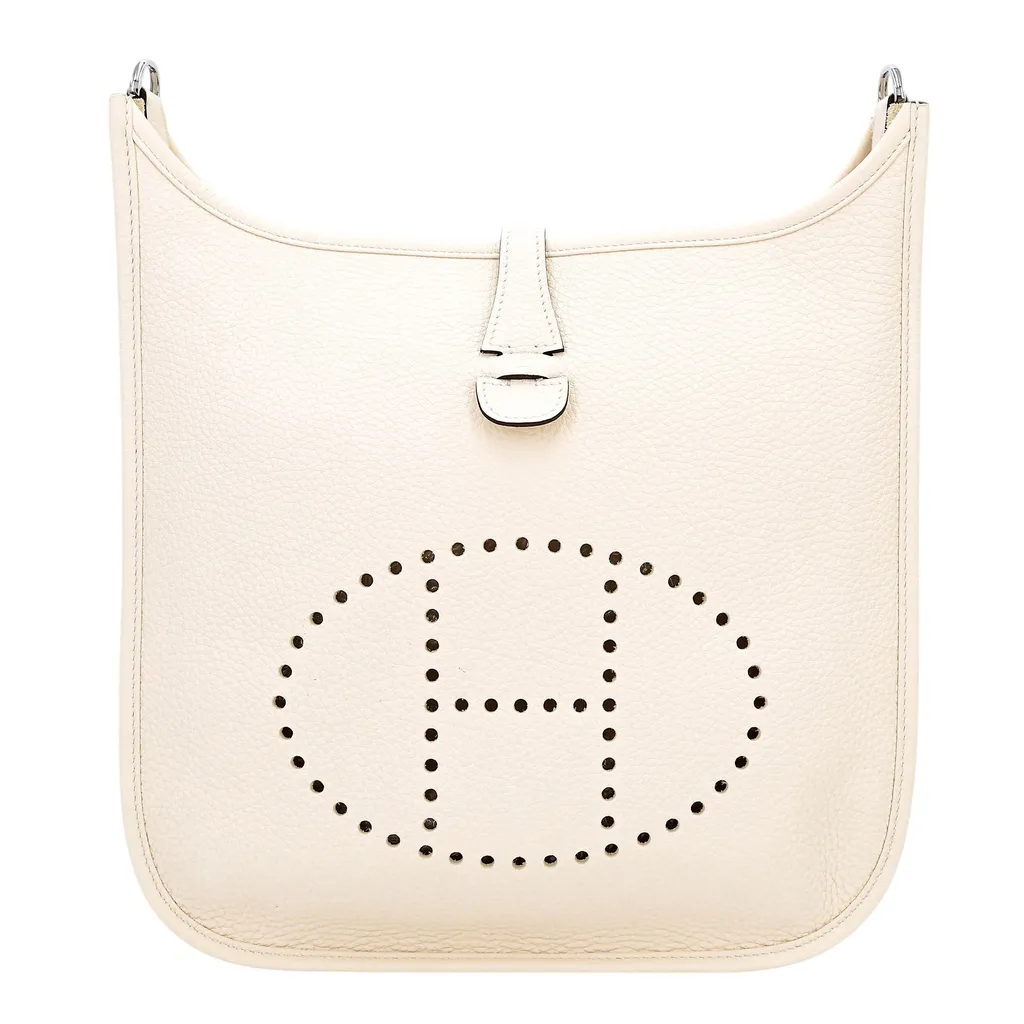 Evelyne 29 Nata (I2)