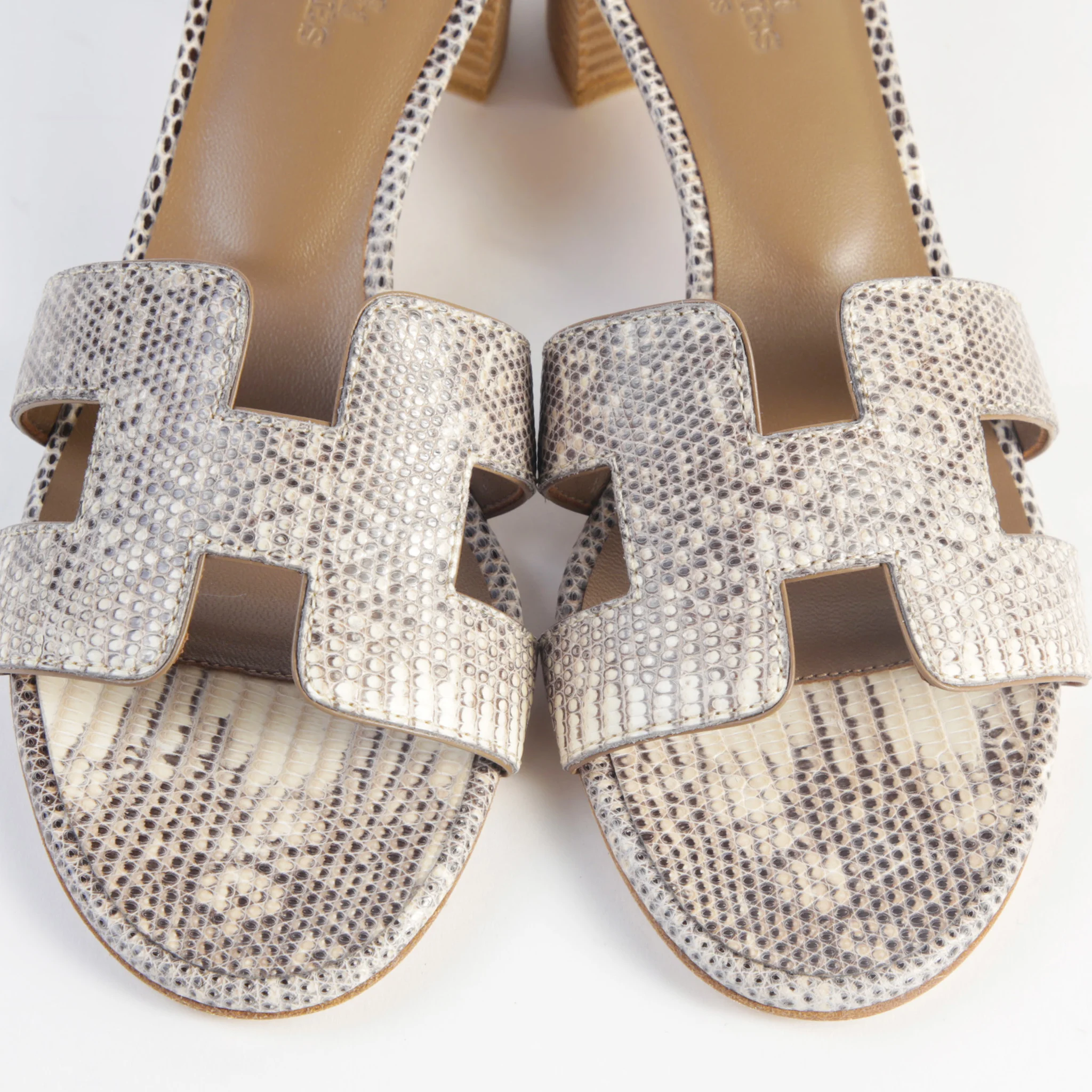 Oasis sandal Ombre (1B) - GINZA XIAOMA | Hermès Boutique Tokyo