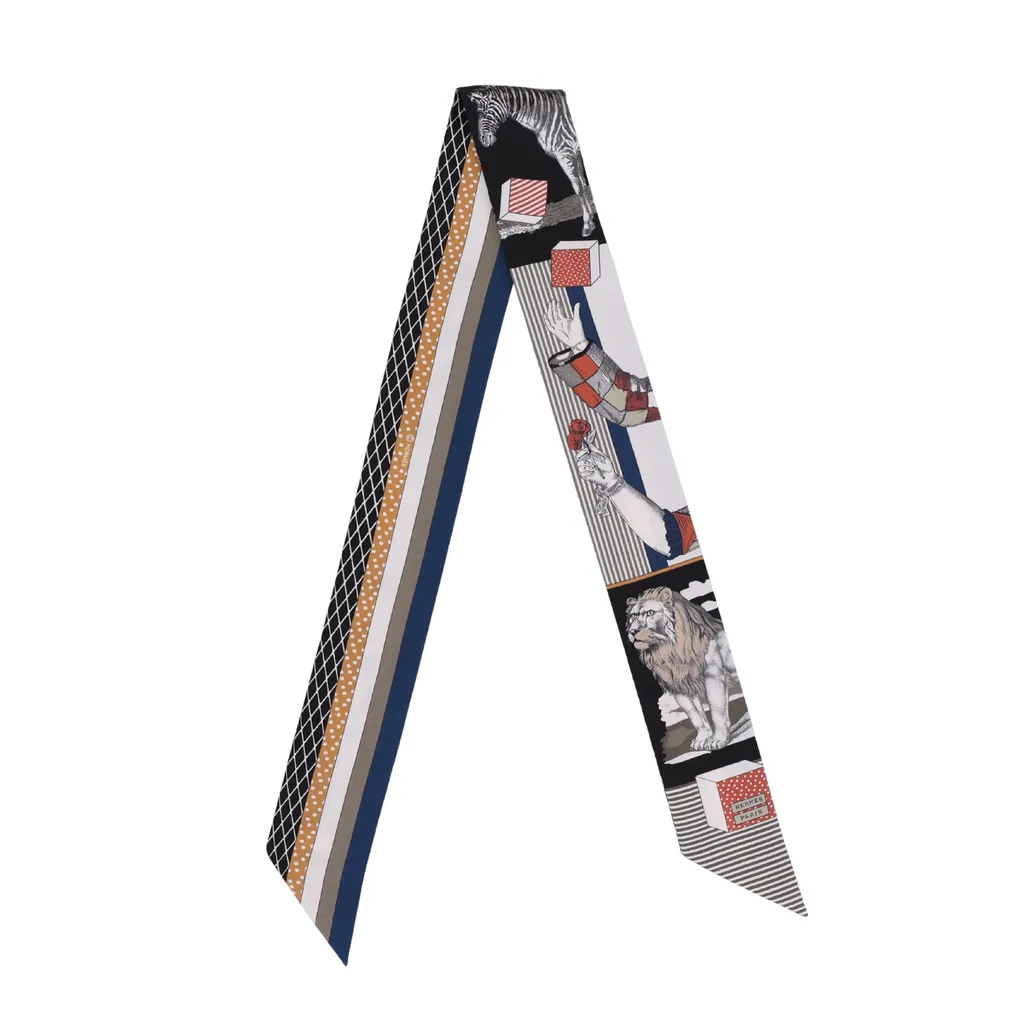 ツイリー グラン・テアトル・ヌーヴォー ブラック ブルー