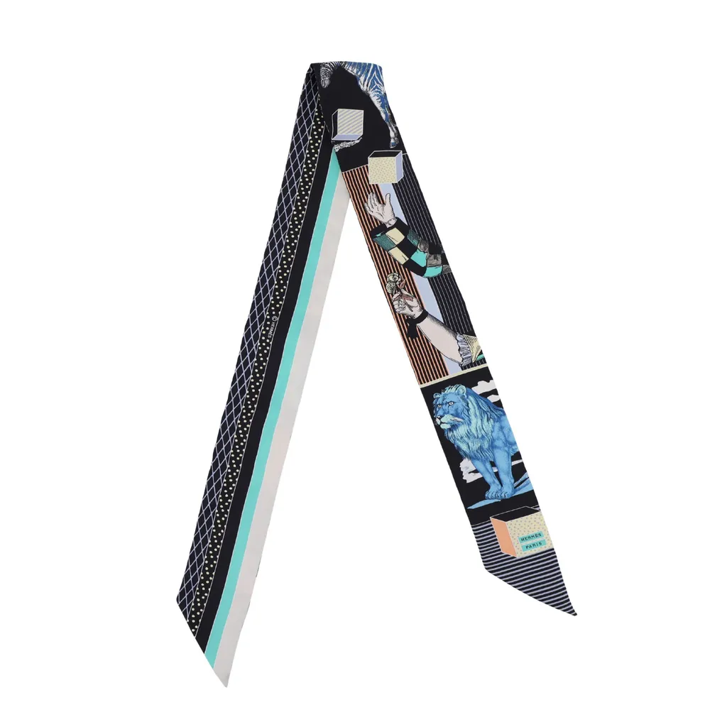 Twilly Grand Theatre Nouveau Blue