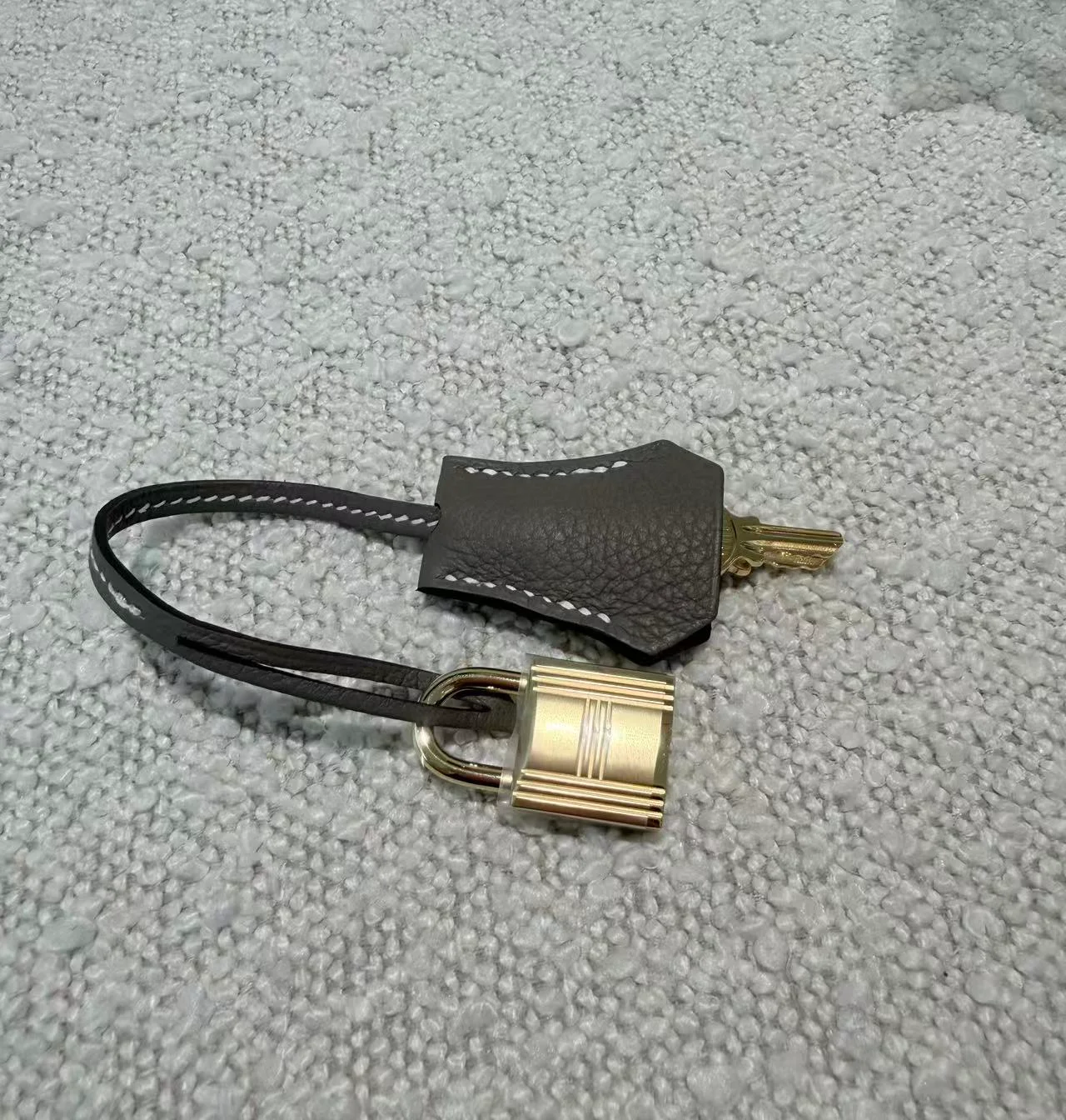 https://img.ginzaxiaoma.com/images/20260518/f3e2821d92a44f3ef696b8e0ce691eb9.webp