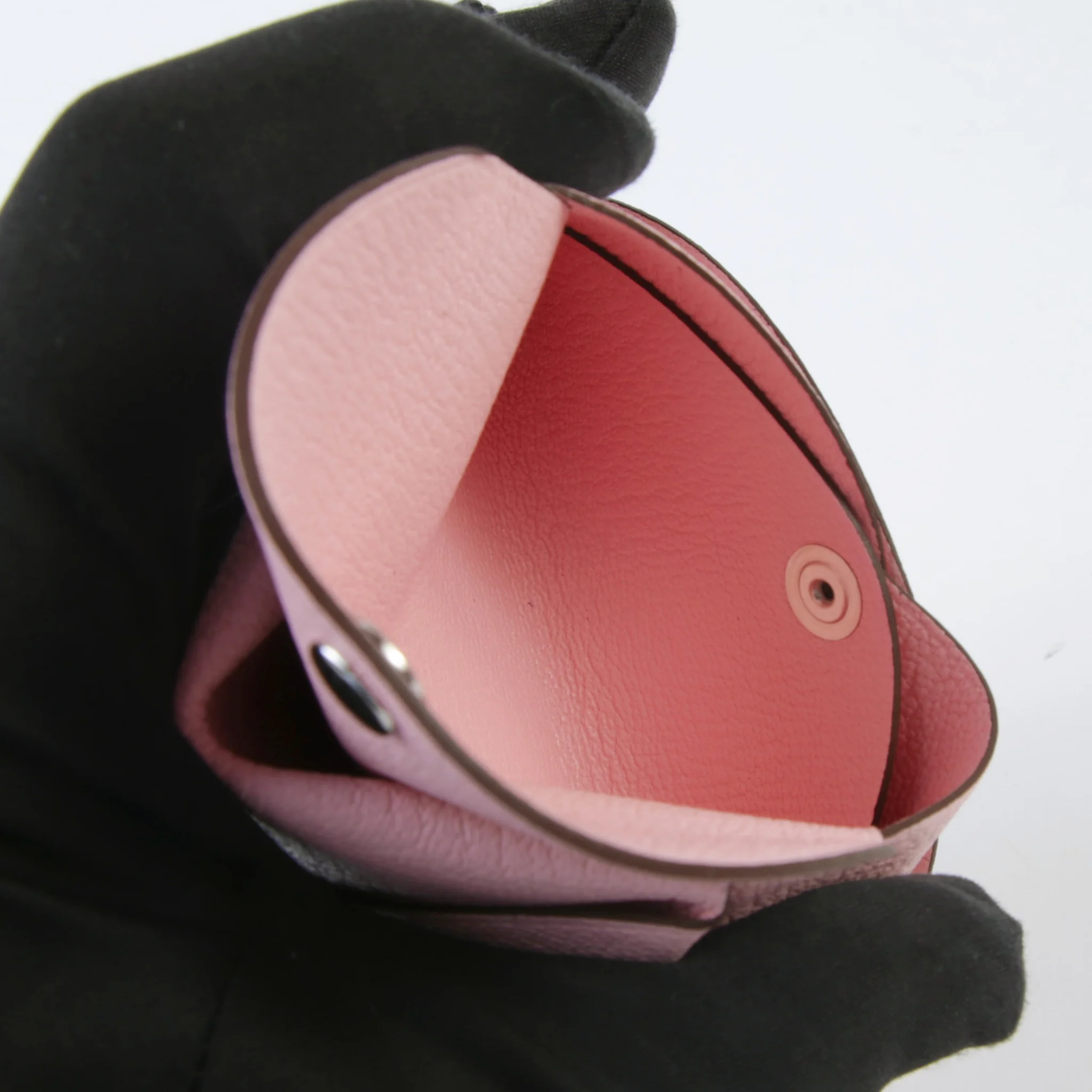 https://img.ginzaxiaoma.com/images/20260612/83a445b82f68a65897bbfdd5e1459762.webp