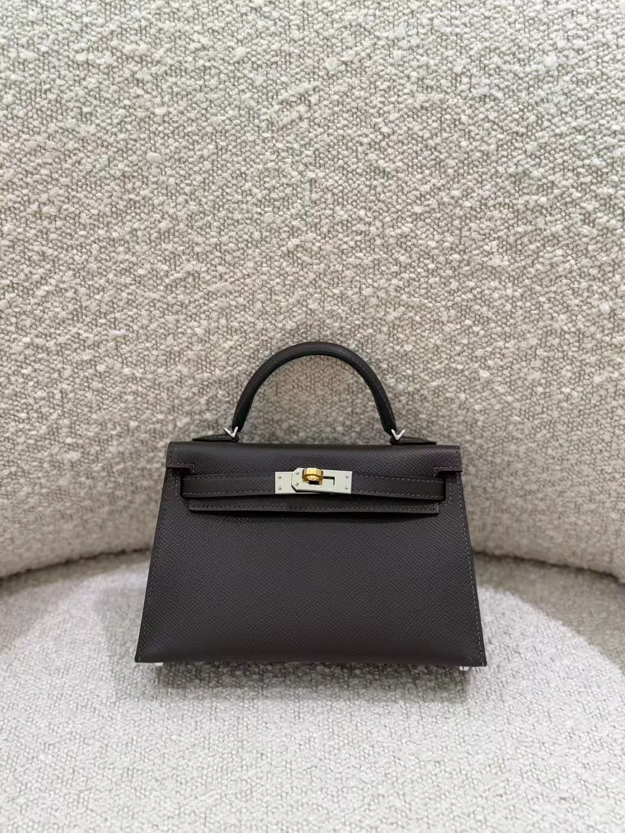 https://img.ginzaxiaoma.com/images/20260622/178b43d5d55abbcc5b46cc5b7e82d0ce.webp