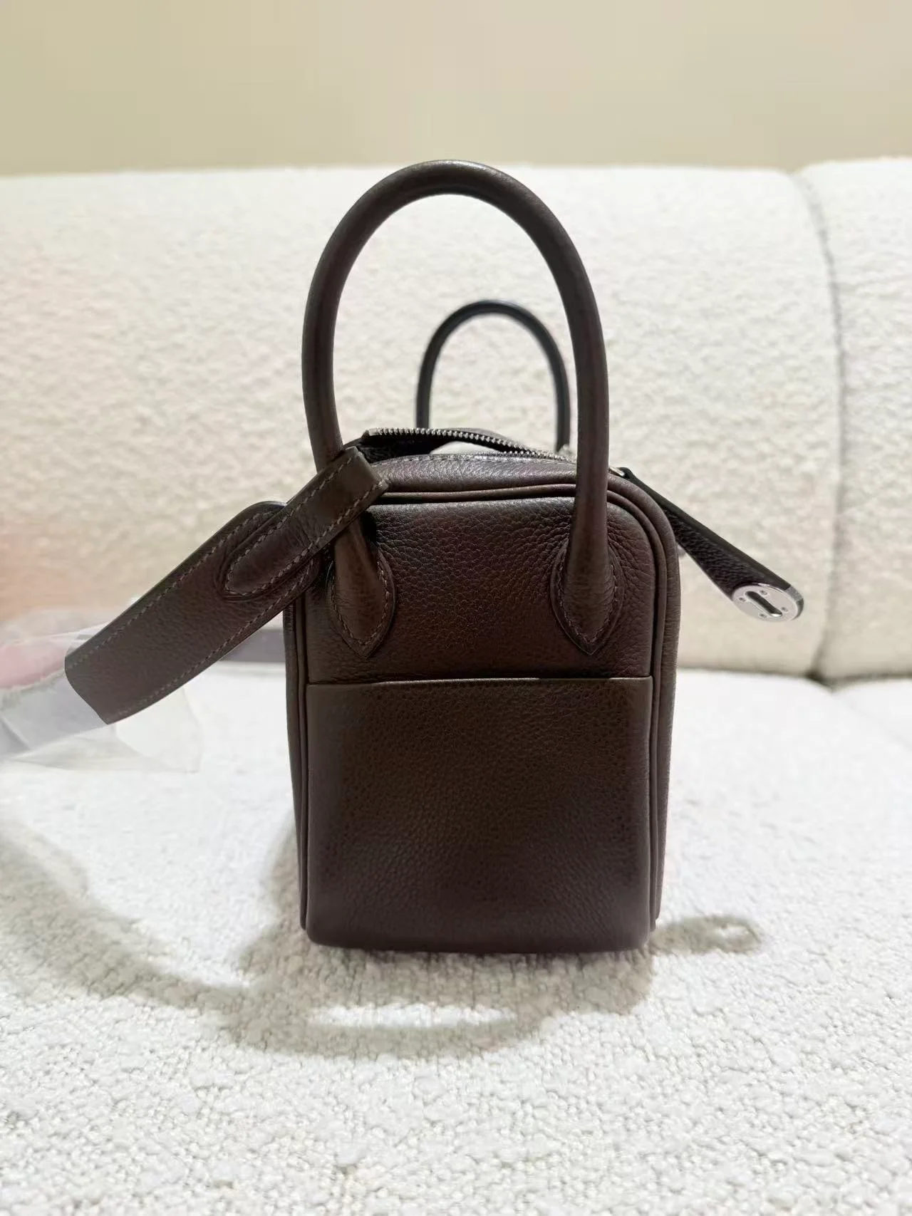 https://img.ginzaxiaoma.com/images/20260624/571483c48c5652cdb30ab88fd301af06.webp