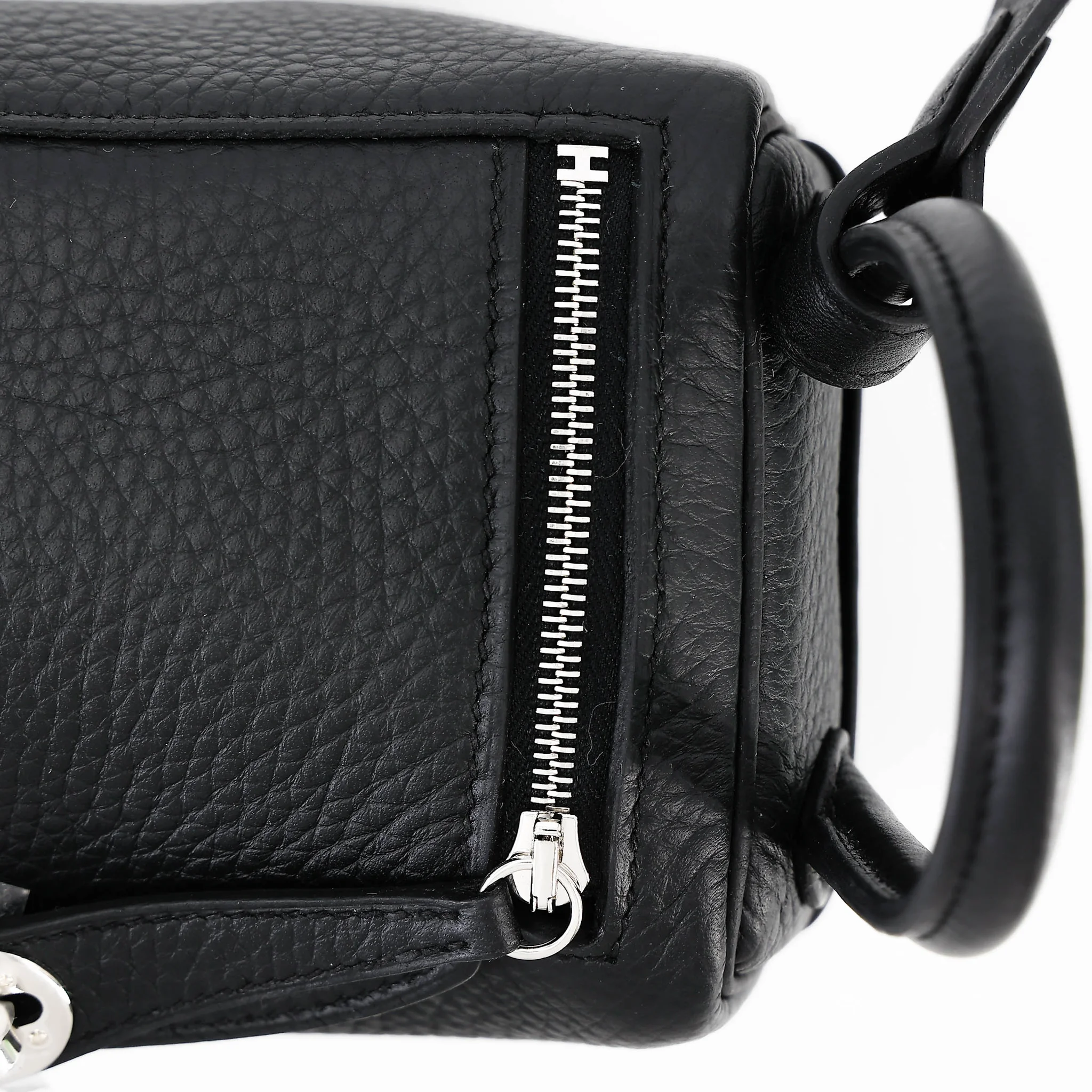 https://img.ginzaxiaoma.com/images/20260722/320afbcc27c4b20399a571ef5595ab84.webp