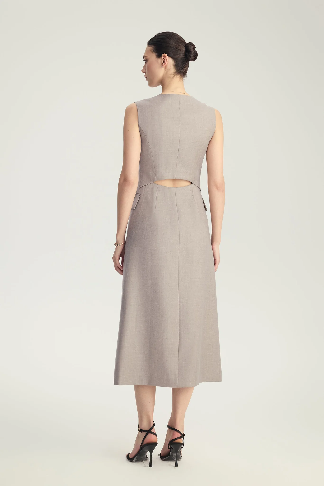 Four Seasons ウール ノースリーブ フィットワンピース Four Seasons