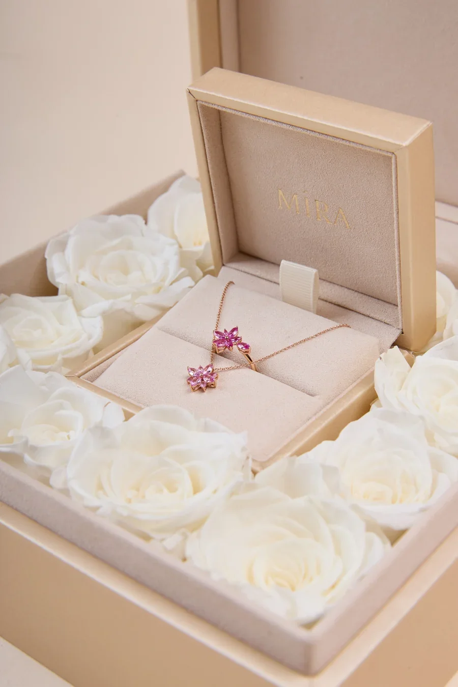 Lumière Star 18K Lab-Grown Pink Sapphire Necklace | GINZA XIAOMA